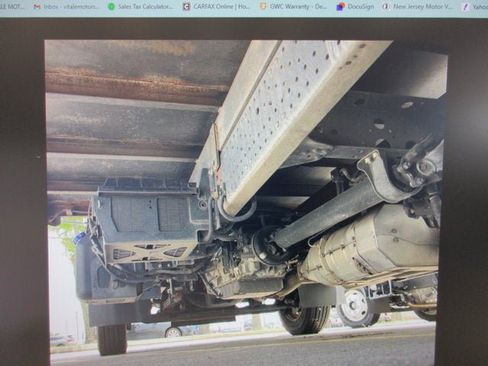Used 2019 Isuzu NQR RWD image 12
