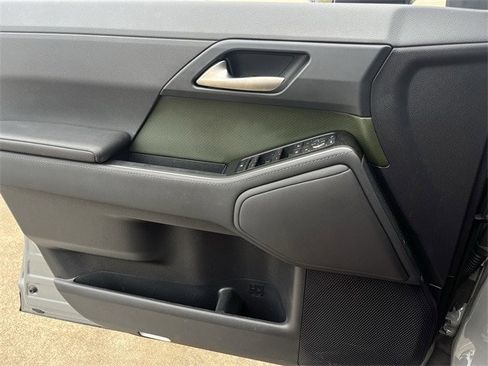 Used 2024 Lexus GX 550 image 26