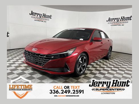 Used 2023 Hyundai Elantra Limited w/ Preferred Accessory Package FWD image 1