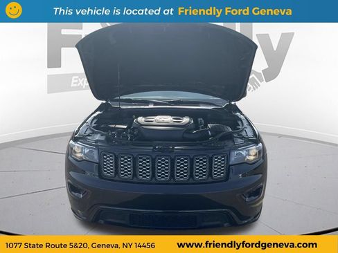 Used 2021 Jeep Grand Cherokee Laredo X AWD/4WD image 33