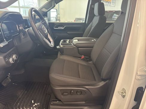 Certified 2024 GMC Sierra 2500 SLE w/ SLE Convenience Package image 15