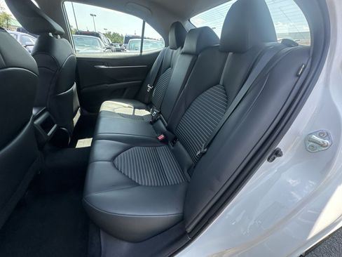 Used 2024 Toyota Camry SE FWD image 31