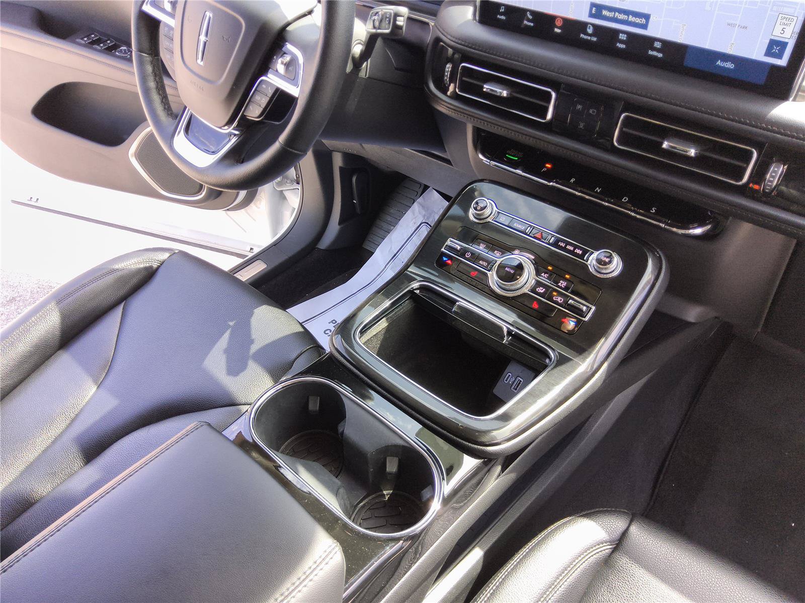 Used 2023 Lincoln Nautilus AWD w/ Premium Package image 27