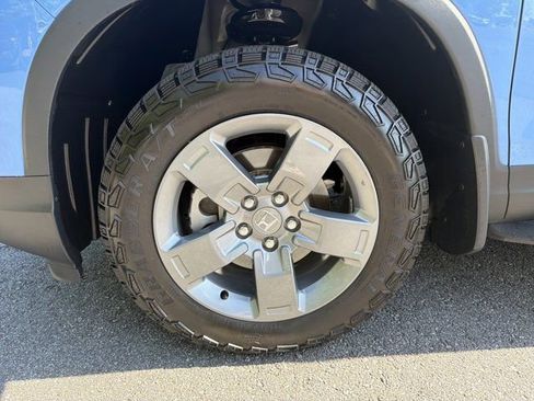 Used 2025 Honda Ridgeline TrailSport image 11