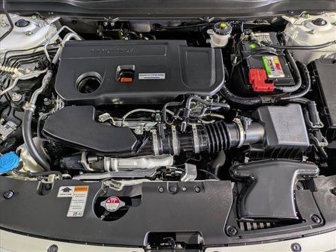 Used 2018 Honda Accord Sport image 23