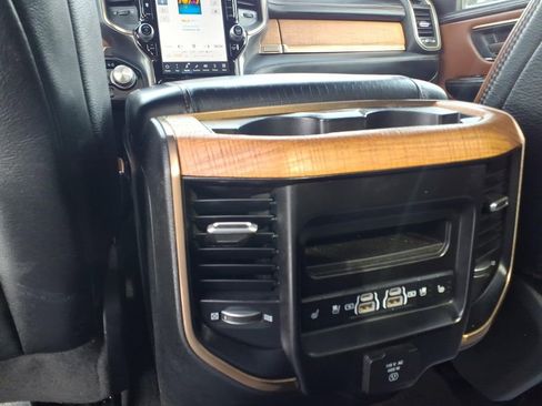Used 2023 RAM 1500 Limited AWD/4WD image 13