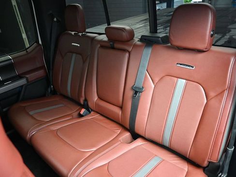 Used 2019 Ford F150 Platinum w/ Technology Package AWD/4WD image 24