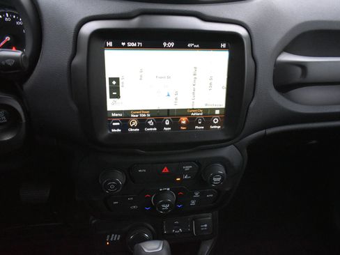 Used 2022 Jeep Renegade Altitude w/ Convenience Group image 24