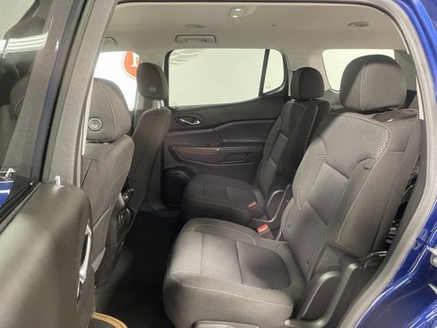 Used 2023 GMC Acadia SLE w/ Driver Convenience Package image 20