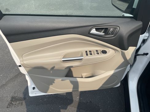 Used 2018 Ford Escape SEL AWD/4WD image 11