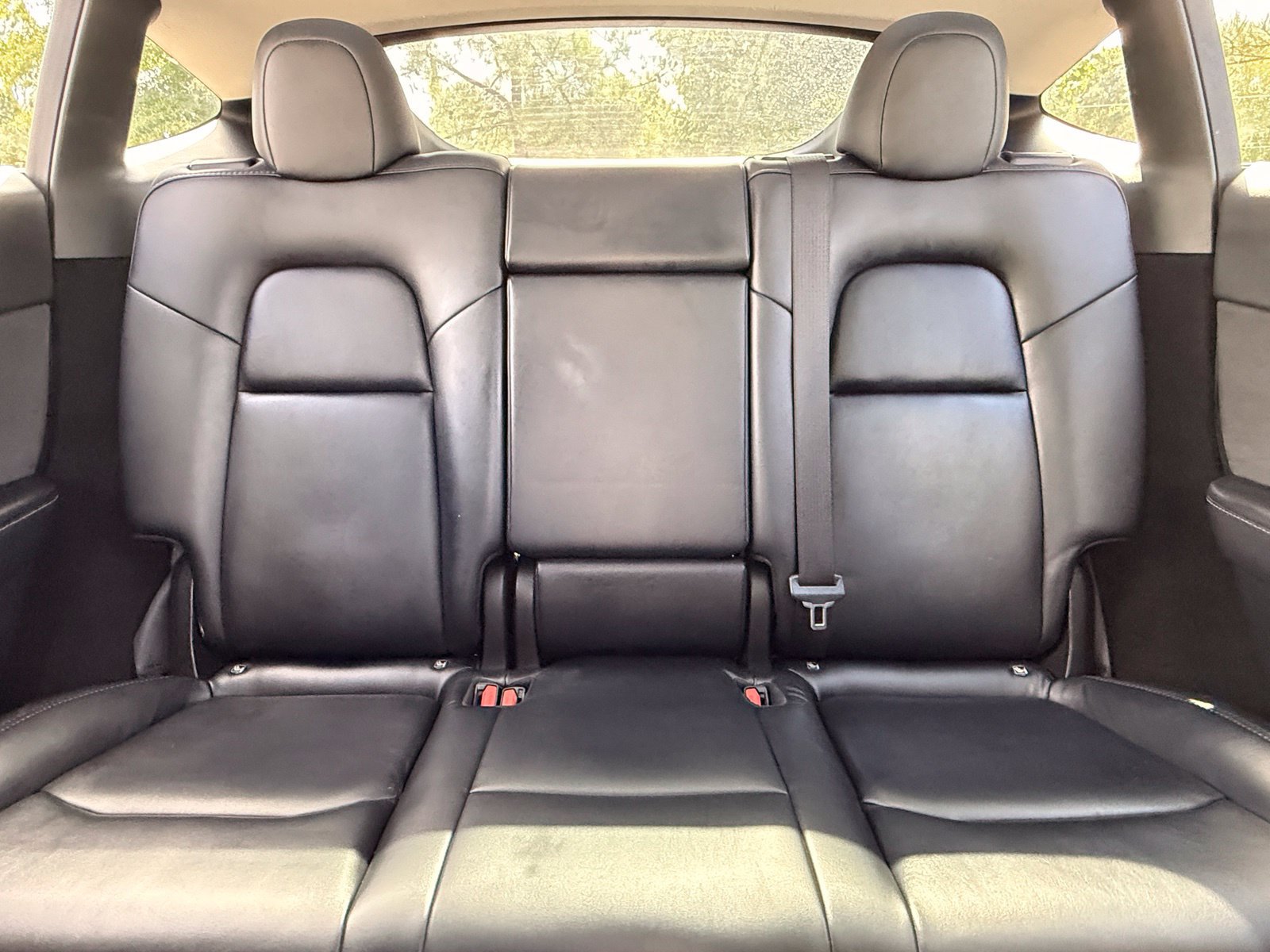 Used 2023 Tesla Model Y Long Range AWD/4WD image 39