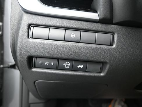 Used 2024 Nissan Rogue SL w/ SL Premium Package AWD/4WD image 11