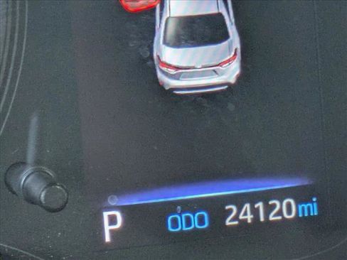 Used 2022 Toyota Corolla LE FWD image 10