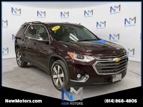 Used 2021 Chevrolet Traverse LT w/ LT Premium Package AWD/4WD image 7