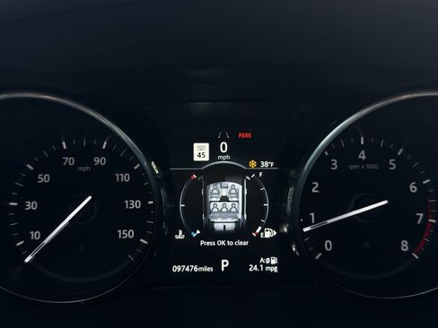 Used 2018 Land Rover Discovery Sport HSE image 20