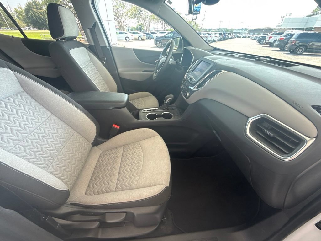Used 2024 Chevrolet Equinox LT FWD image 38