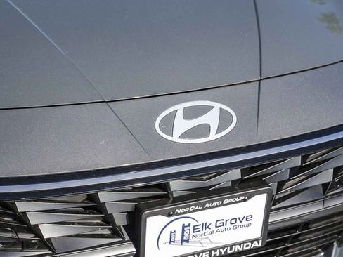 New 2026 Hyundai Elantra Limited FWD image 6