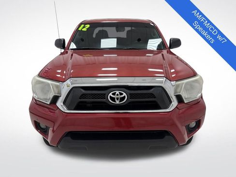 Used 2012 Toyota Tacoma PreRunner image 2