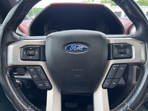 Used 2019 Ford F150 Platinum w/ Equipment Group 701A Luxury AWD/4WD image 22
