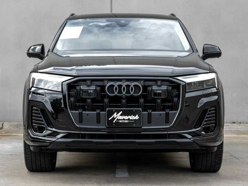 Used 2025 Audi Q7 2.0T Premium Plus w/ Premium Plus Package AWD/4WD image 6