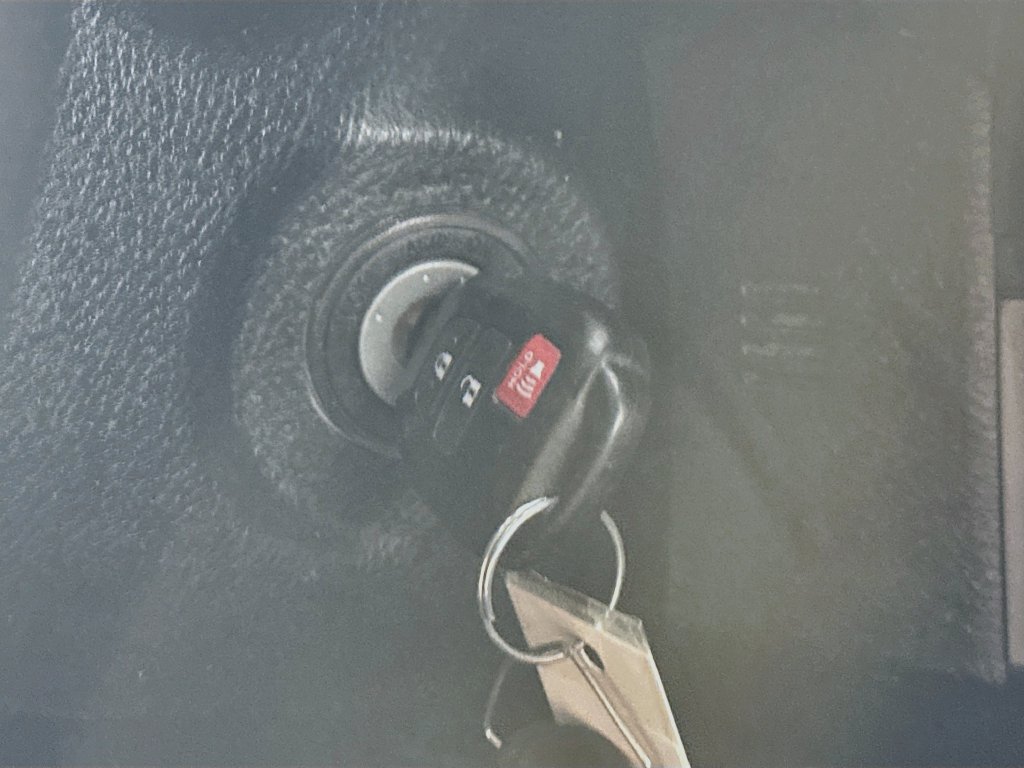 Used 2021 Toyota Tacoma SR5 AWD/4WD image 27