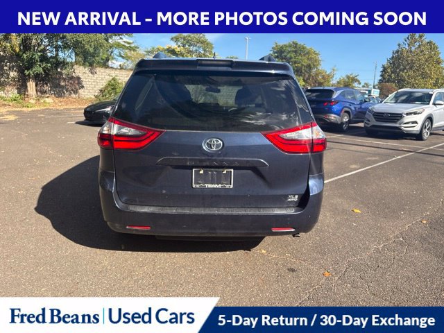 Used 2020 Toyota Sienna XLE AWD/4WD image 7