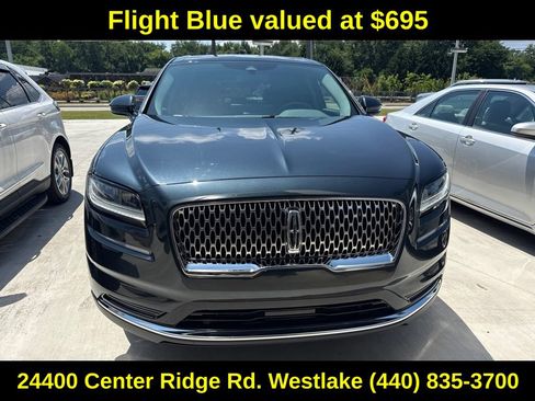 Used 2021 Lincoln Nautilus Reserve AWD/4WD image 3