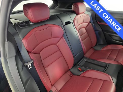 Used 2023 Porsche Taycan 4 Cross Turismo image 25