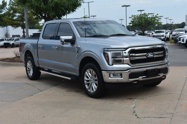 Used 2024 Ford F150 Lariat AWD/4WD image 3