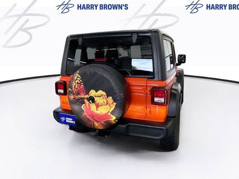 Used 2020 Jeep Wrangler Sport AWD/4WD image 9