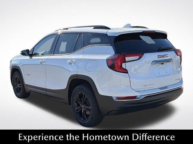 Used 2023 GMC Terrain AT4 AWD/4WD image 4