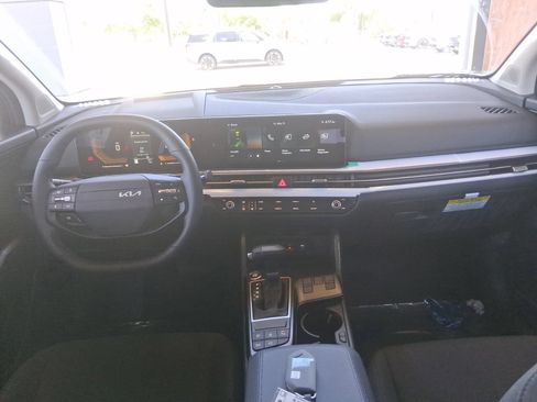 New 2026 Kia Sportage LX FWD image 15