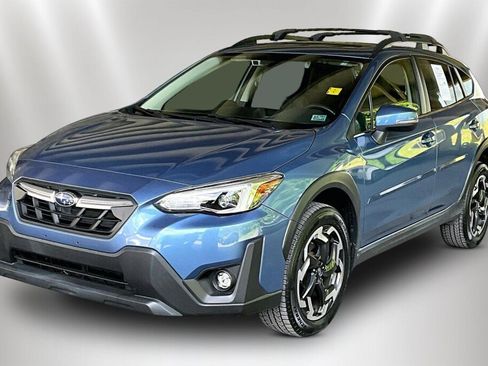 Certified 2022 Subaru Crosstrek 2.5i Limited w/ Moonroof Package 1 AWD/4WD image 3