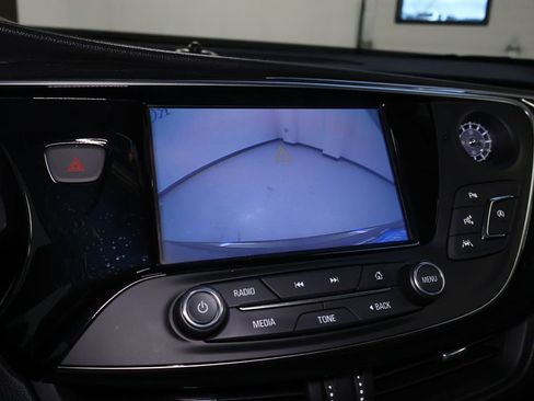 Used 2019 Buick Envision Premium image 33