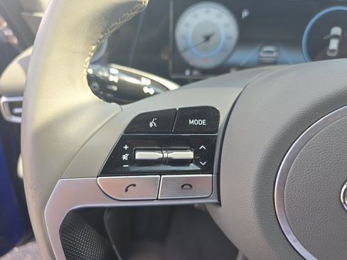 Used 2022 Hyundai Elantra SEL w/ Convenience Package image 17