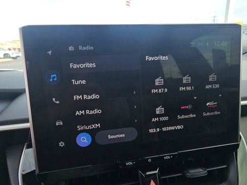 Certified 2025 Toyota Corolla SE FWD image 15