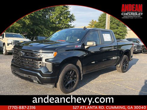 Used 2024 Chevrolet Silverado 1500 RST w/ Z71 Off-Road Package AWD/4WD image 1