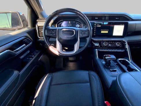 Used 2024 GMC Sierra 1500 Denali w/ Technology Package AWD/4WD image 6