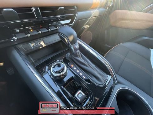 Used 2023 GMC Canyon AT4 w/ Canyon Safety Plus Package image 16