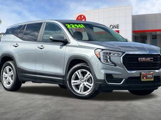 Used 2024 GMC Terrain SLE FWD video 2