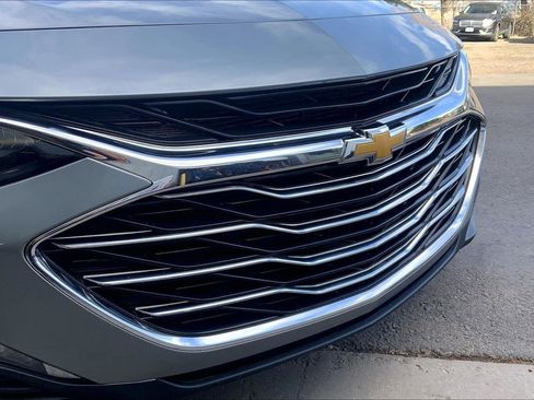 Used 2024 Chevrolet Malibu LT image 30