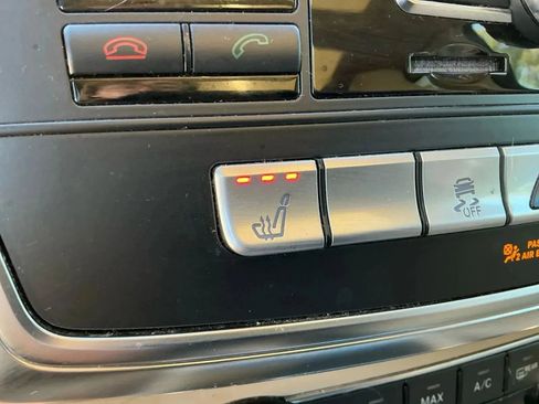 Used 2016 Mercedes-Benz GL 450 4MATIC image 32