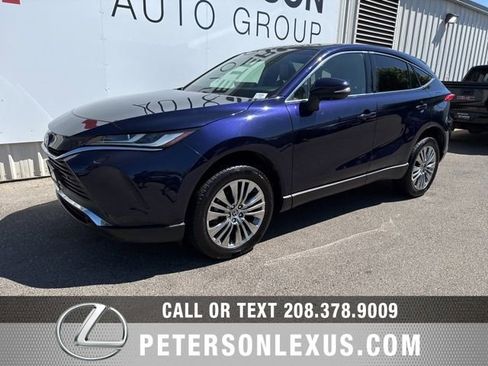 Used 2022 Toyota Venza Limited AWD/4WD image 8
