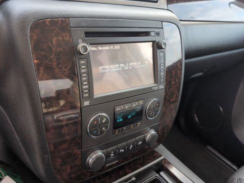 Used 2013 GMC Sierra 3500 Denali image 22