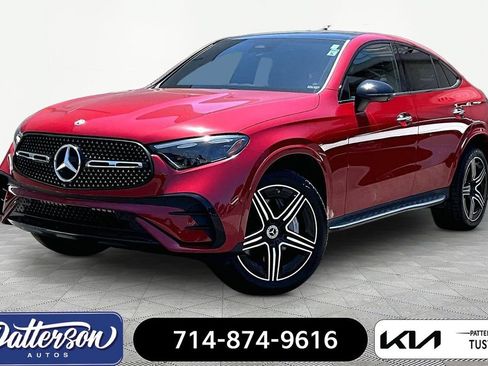 Used 2024 Mercedes-Benz GLC 300 4MATIC image 1