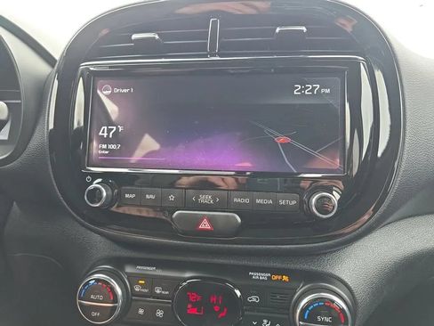 Used 2022 Kia Soul S FWD image 24