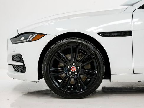 Used 2020 Jaguar XE S image 31