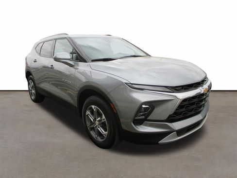 Used 2023 Chevrolet Blazer LT w/ Convenience Package FWD image 7