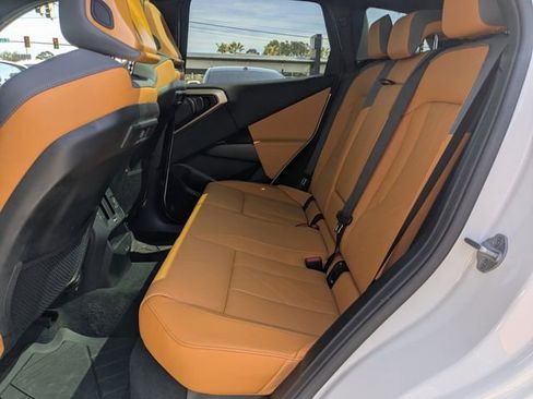 Used 2025 BMW X3 xDrive30i w/ Convenience Package image 15