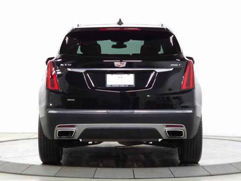 Certified 2025 Cadillac XT5 Premium Luxury w/ LPO, Floor Liner Package image 6